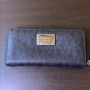 Michael Kors Black MK wallet
